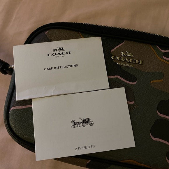 Coach Wild Camo Crossbody Bag - Picture 4 of 5